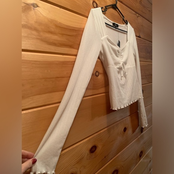 Lulu’s NWT Constant Cuteness White Ribbed Knit Long Sleeve Top. Size small - Picture 4 of 9